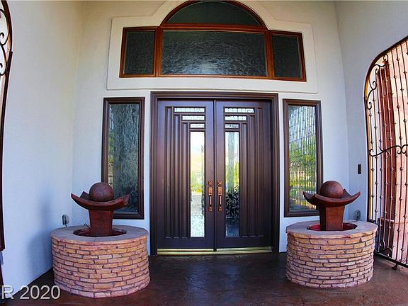 4th image of 1741 Oval Cir