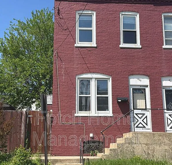 422 Hillside Ave — Photo 1