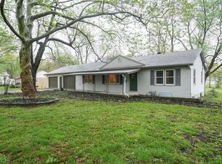 8201 Spring Valley Rd, Raytown, MO 64138