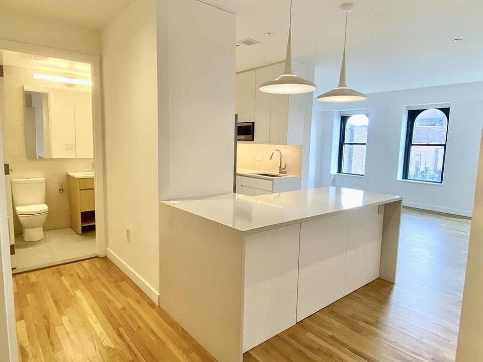 1st image of 341 W 11th St Ph H