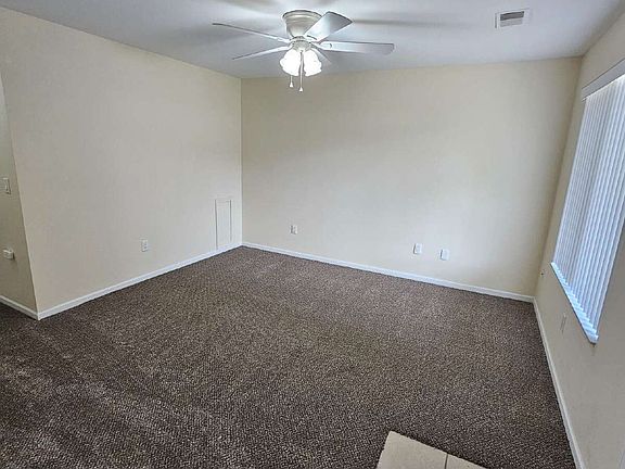 3rd image of 39497 Harrison Bay Ct
