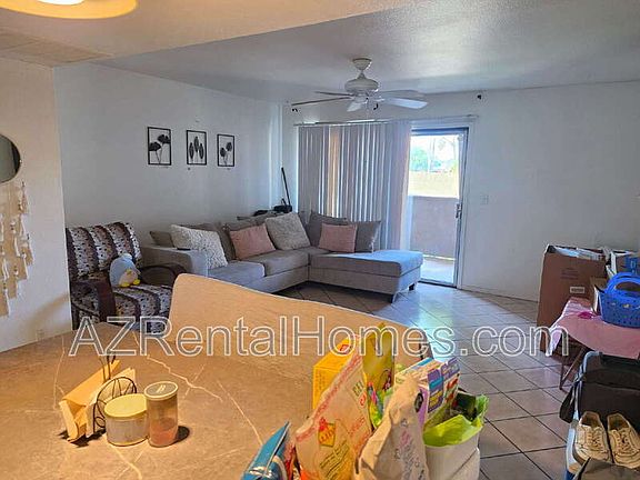 3rd image of 615 W 13th St