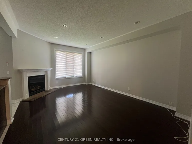 37 Aird Ct — Photo 16