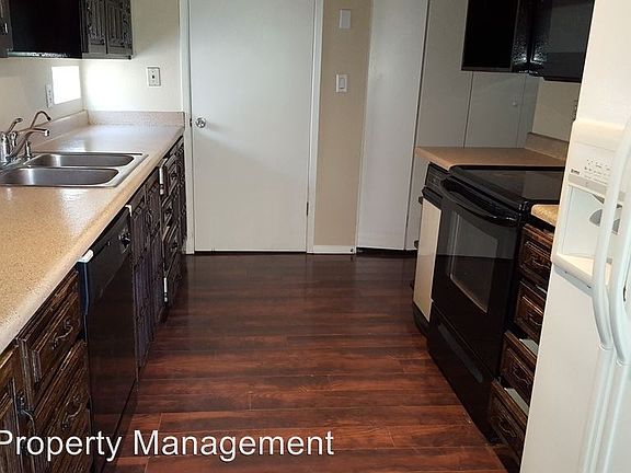 4th image of 4315 N 106th Ave