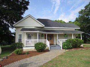 511 Todd Rd, Honea Path, SC 29654