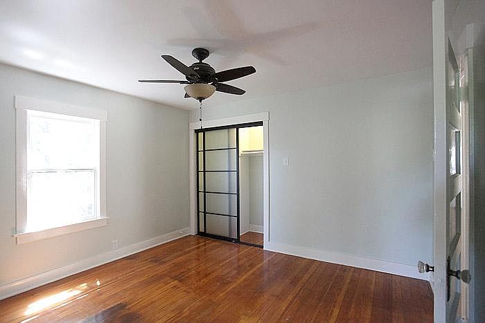 1st image of 438 N Marengo Ave