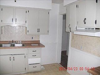 3rd image of 7609 Rogers St
