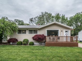 34242 Richland St, Livonia, MI 48150