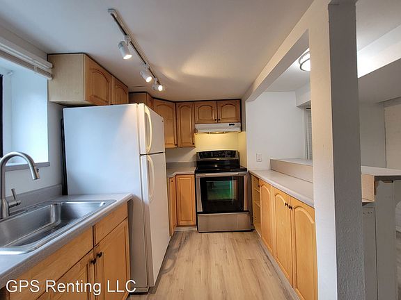 4th image of 14040 Midvale Ave N #10829498