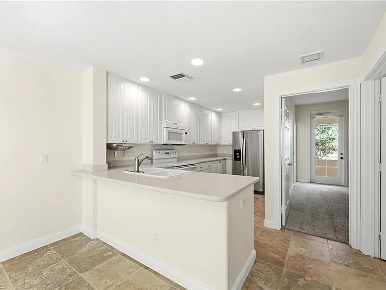 8108 Josefa Way — Photo 8