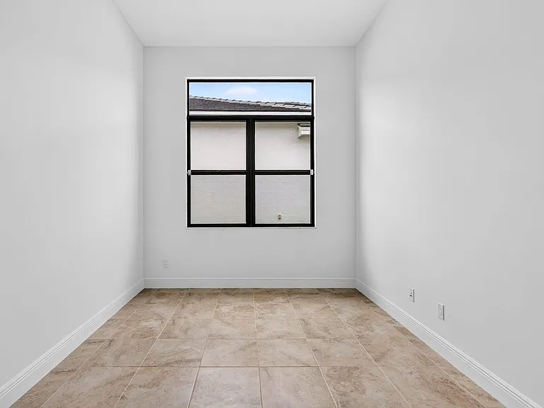 11344 SW Pietra Way — Photo 22