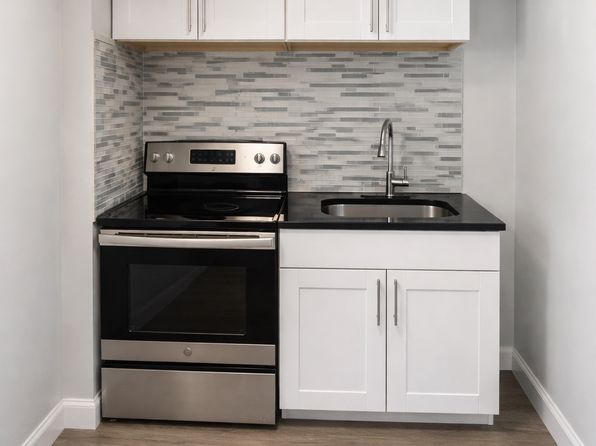 740 Ellsworth St #3L