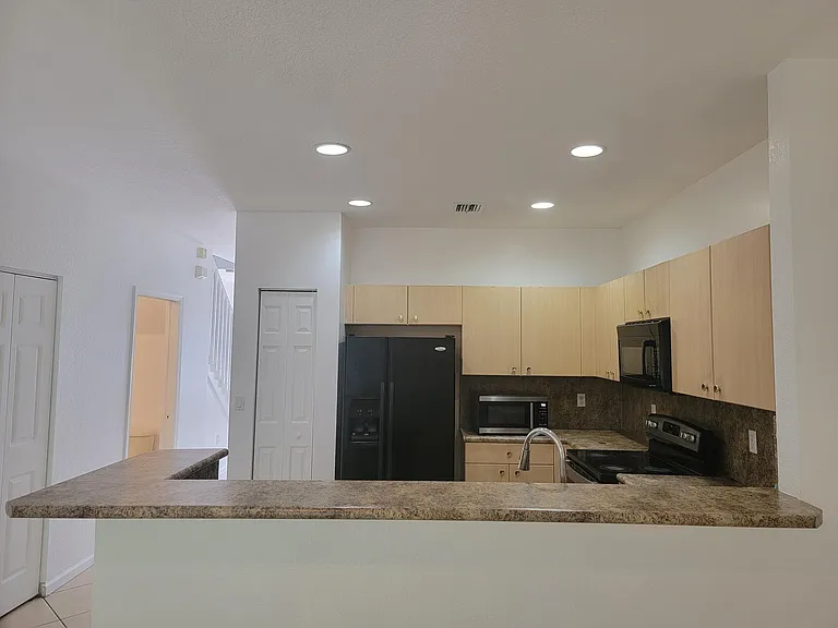2603 SW 82nd Ave #106 — Photo 3