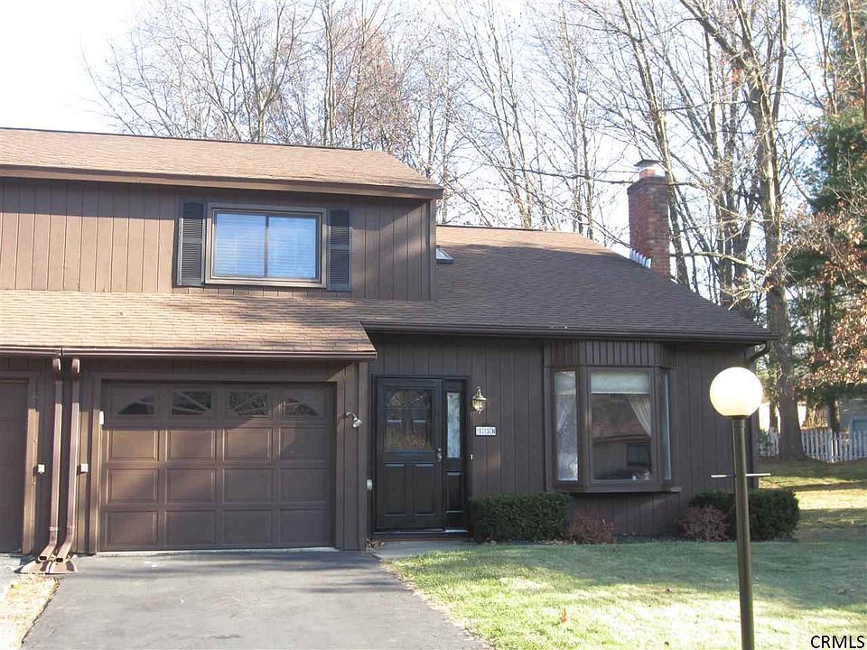 1st image of 13 A Woodcliffe Dr