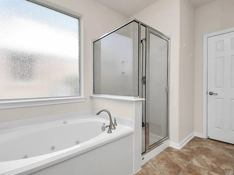 8627 Sweet Pasture Dr — Photo 18