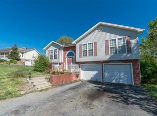 4 Oyce Rowe Ct, Jonesborough, TN 37659