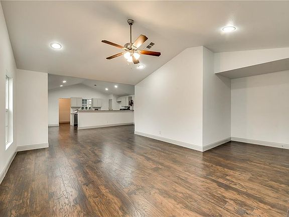 5th image of 5712 Dana Dr
