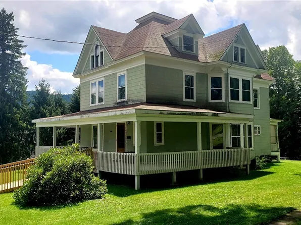 149 W Main St, Stamford, NY 12167