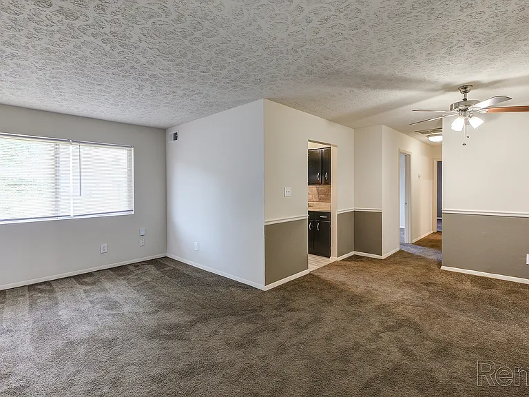 Glenview Apartments — Photo 106