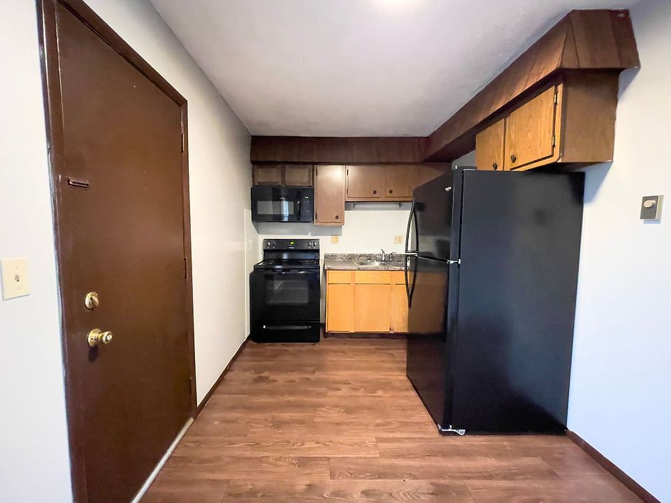 1st image of 2213 E Memorial Dr #A994a2e24