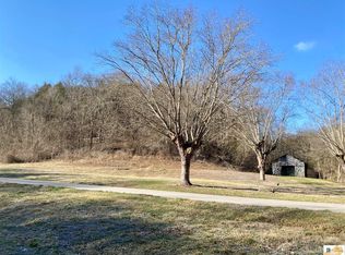32AC Allen Creek Rd, Burkesville, KY 42717