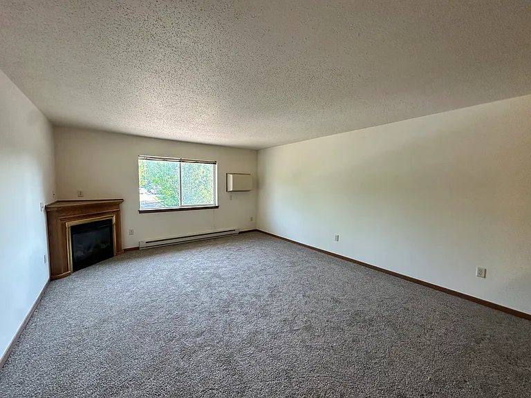 714 Bruce Ct #9 — Photo 14