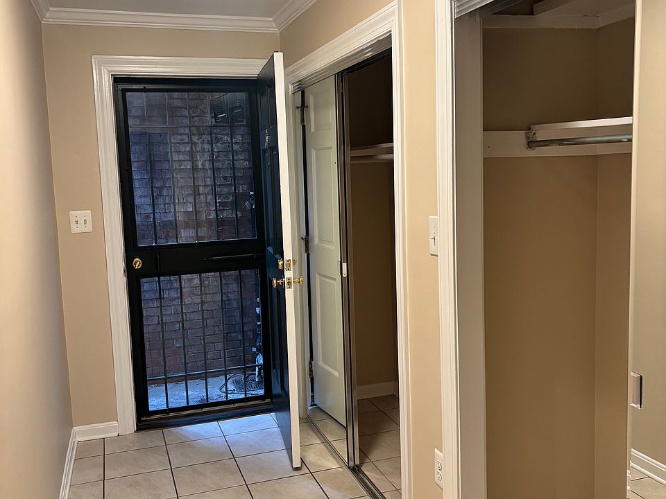 Entry into garden level apartment