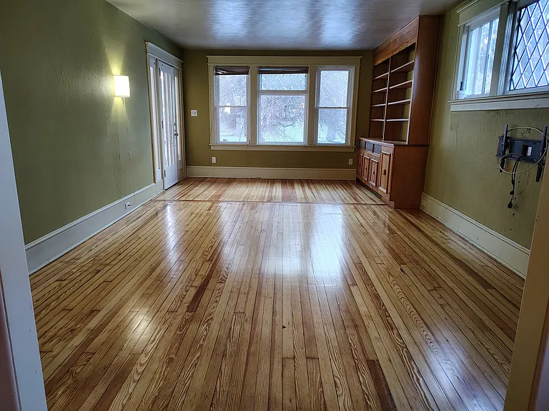 85 Main St #1 — Photo 3