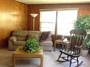 3rd image of 206 Green Valley Dr