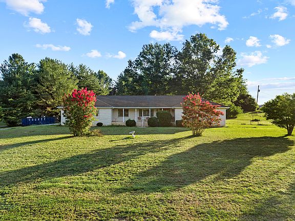 3rd image of 2812 Catawba Rd