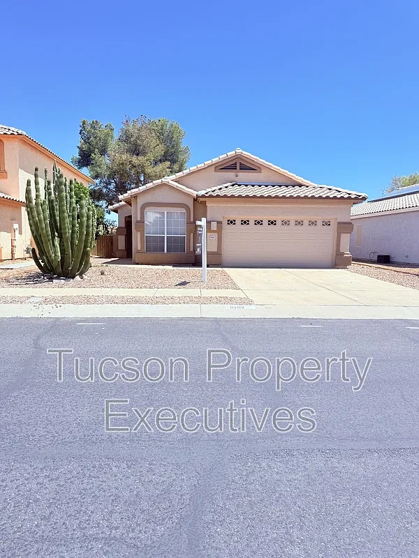 3 bed, 2.0 bath, 1356 sqft, $1,850 — Photo 1