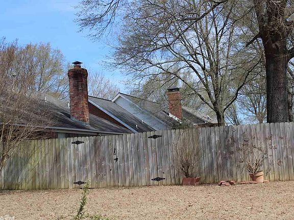 5th image of 301 River Oaks Blvd