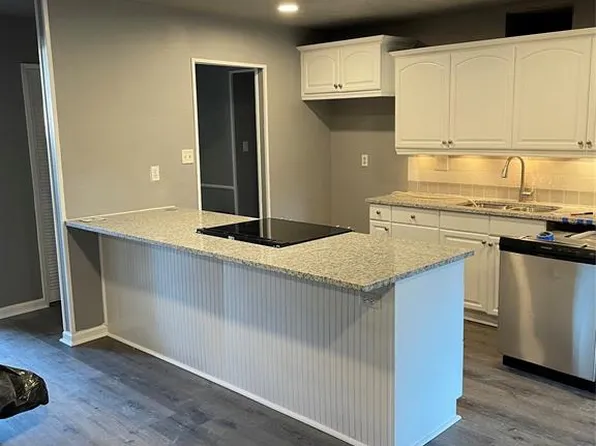 812 Valley View Dr, Allen, TX 75002