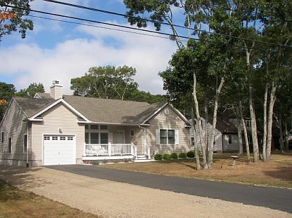 1st image of 6 Wilson Dr