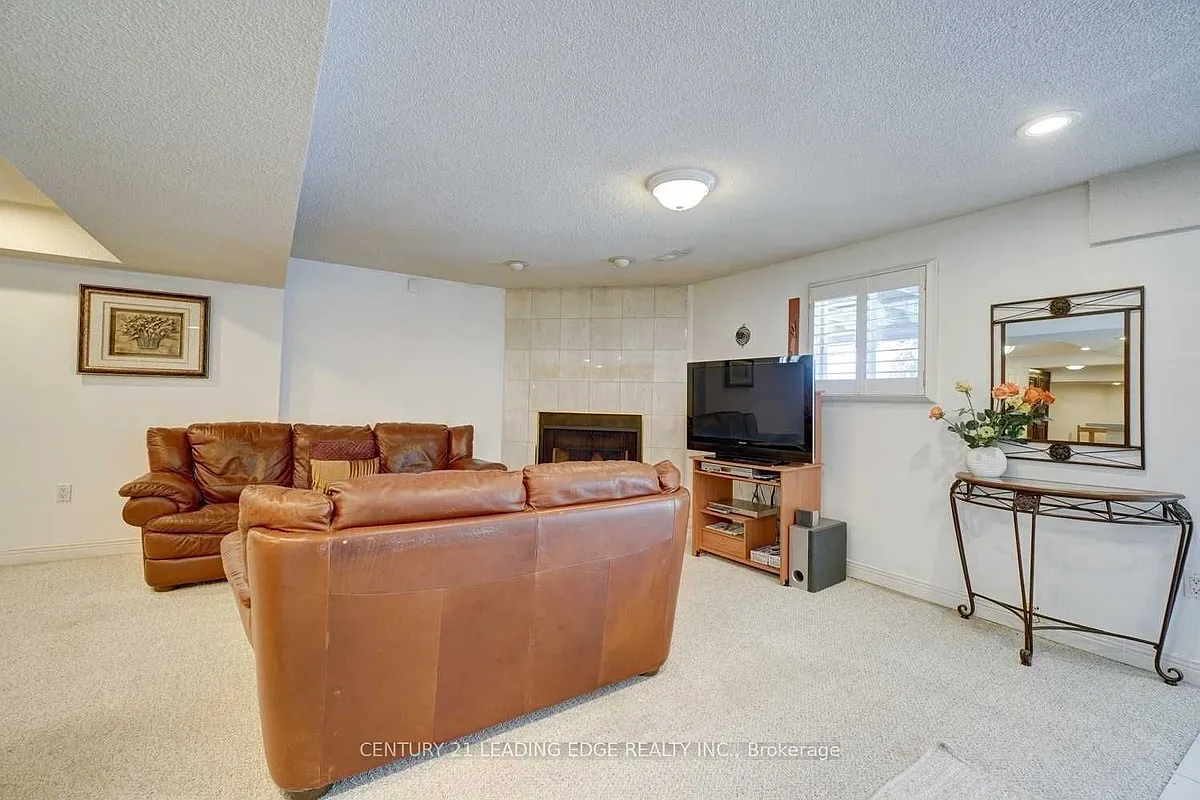 Building Photo - 1374 Heritage Way #BASEMENT