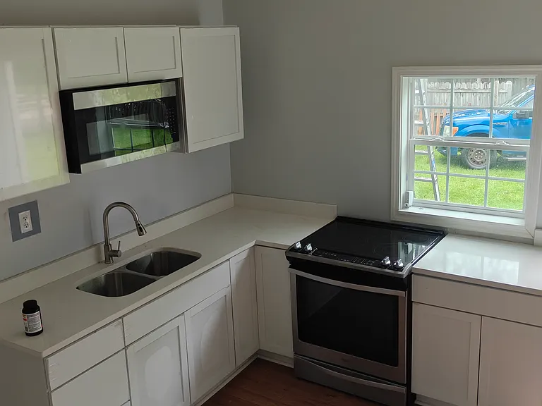 1244 S Reisner St — Photo 17