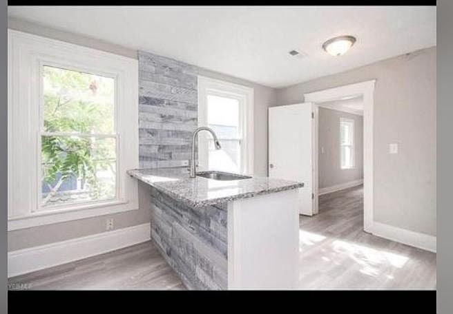1st image of 1464 W 52nd St