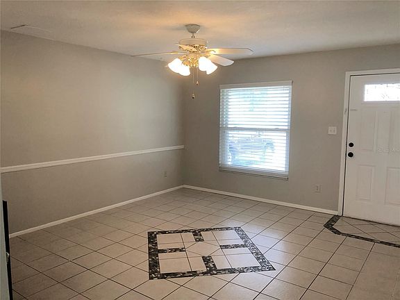 5th image of 470 Little Rock St