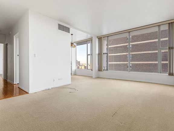 5th image of 3200 N Lake Shore Dr APT 1403
