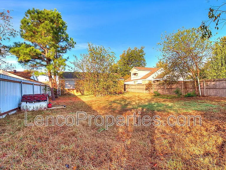 717 N Findlay Ave — Photo 25
