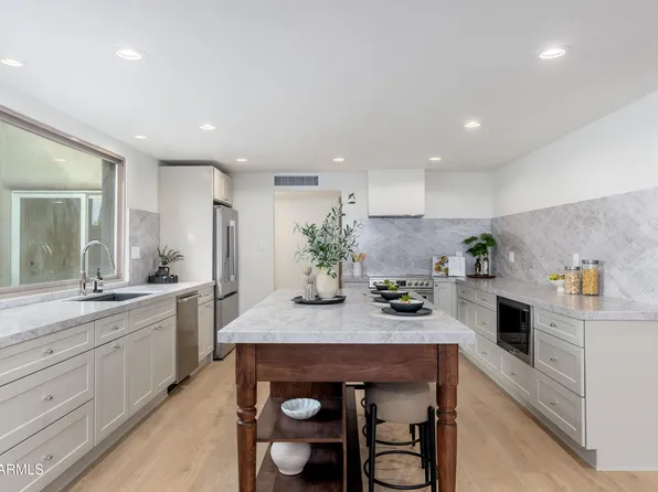18017 N EVERSON Drive, Glendale, AZ 85308