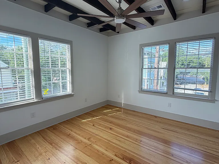 273 Ashley Ave — Photo 12