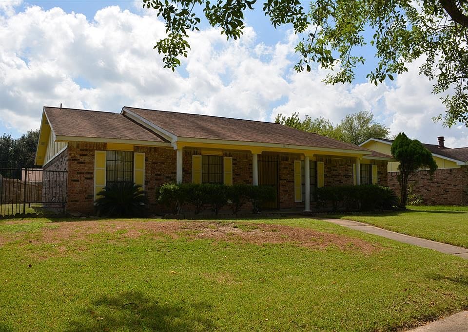 1st image of 14114 Lourdes Dr