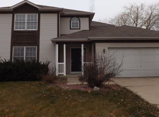 862 Ridge Dr, Elburn, IL 60119