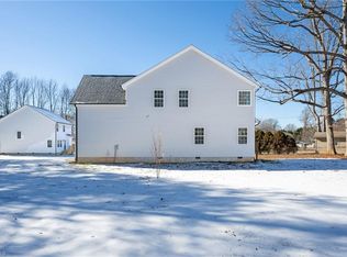 2410 Cedar Ln, Kernersville, NC 27284