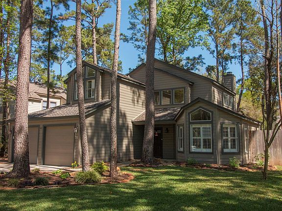 3rd image of 26 Shallow Pond Pl
