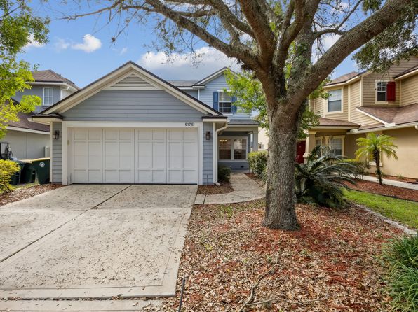 6176 Casterbridge Rd