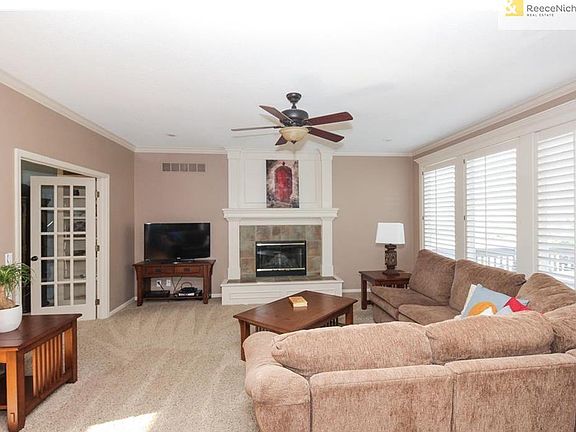 4th image of 5909 NE Pearl Cir