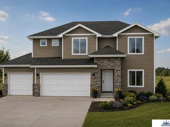 21058 Alex Ave, Elkhorn, NE 68022