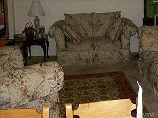 3rd image of 56 Hearthside Dr
